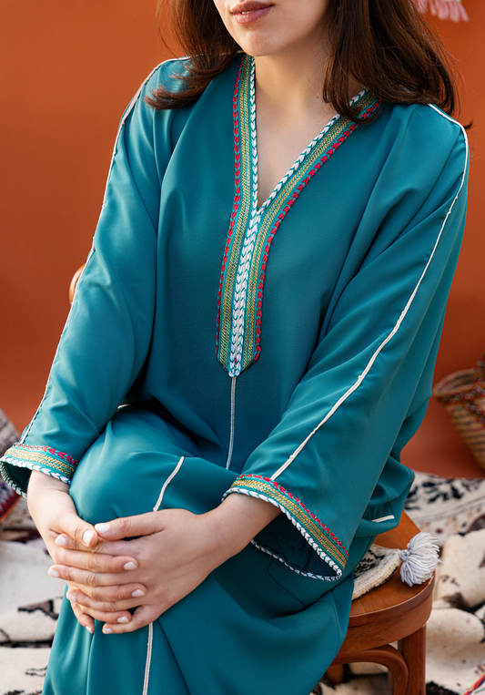 DJELLABA A POCHE BLEU GALON BLANC