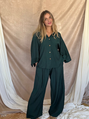 ENSEMBLE EN LIN FROISSE VERT